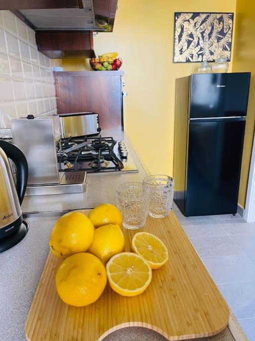 Cozy Apartment Gianicolense 3Bdr Рим Екстериор снимка